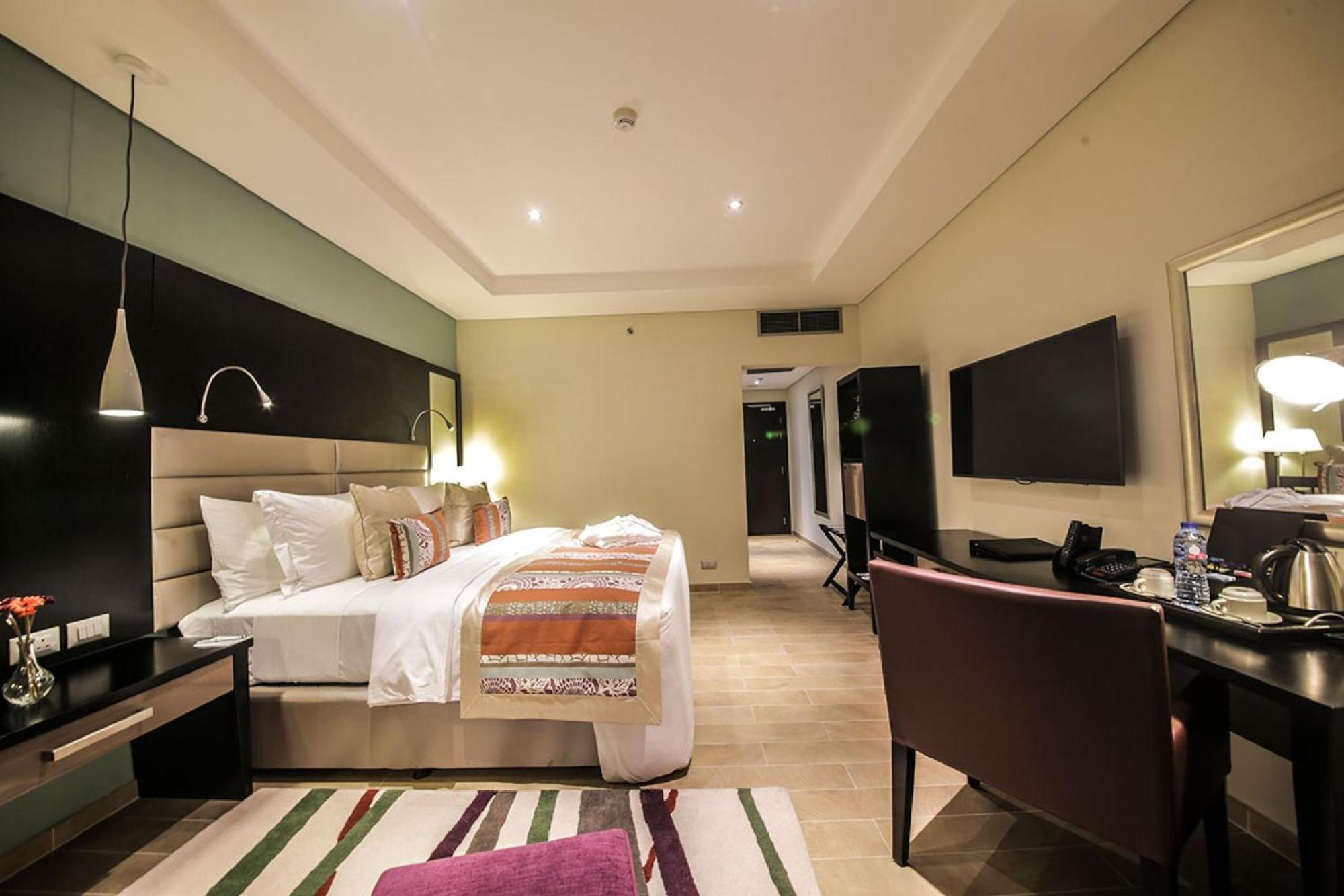 Room In Lodge - The Providence Hotel By Mantis Ikeja Exterior foto